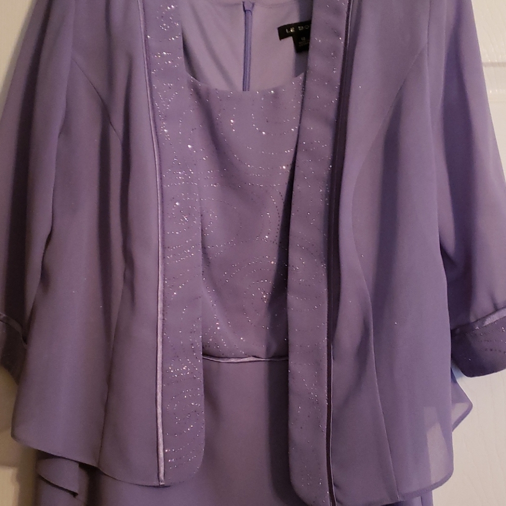Dress - Picture 5 of 5